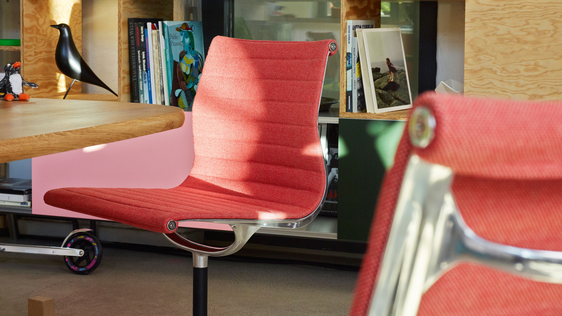 办公椅|现代真皮会议椅|办公火狐官方网站|火狐HUOHU（中国）火狐官方网站|EA 104 会议椅